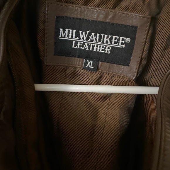 Mailwaukee Leather Men's Motorcycle Leather Jacket XL - Picture 9 of 9